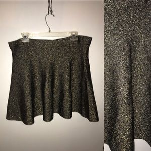 Gorgeous sparkly skirt!